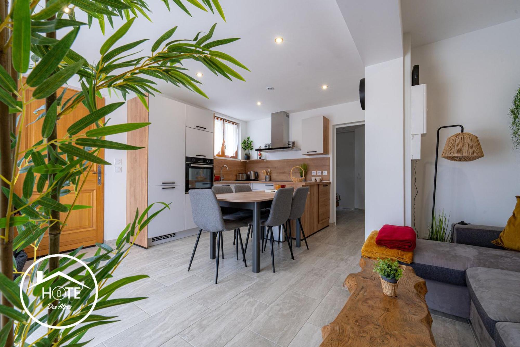 Appartement Entre Lacs Et Montagnes-jardin-wifi Gruffy
