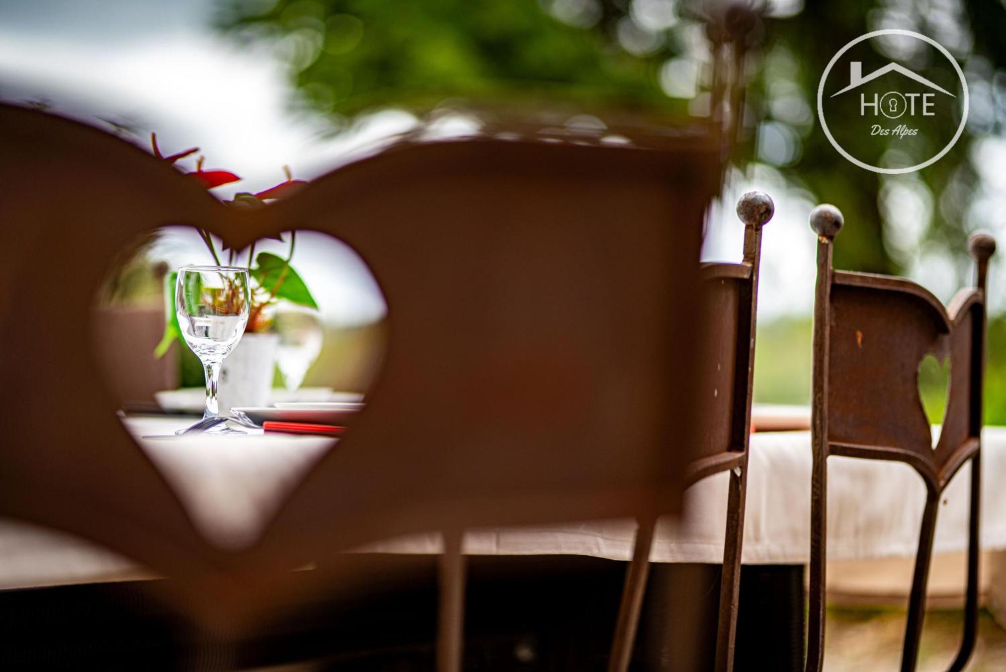 Appartement Entre Lacs Et Montagnes-jardin-wifi Gruffy