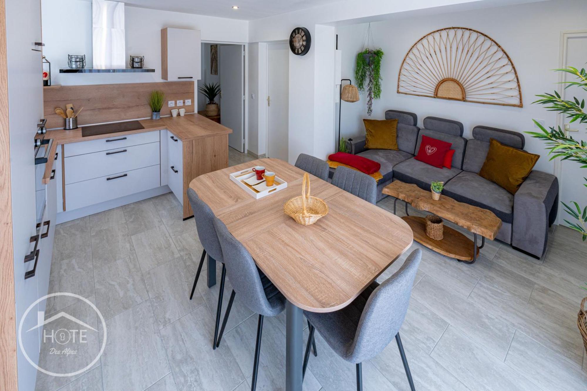 Appartement Entre Lacs Et Montagnes-jardin-wifi Gruffy